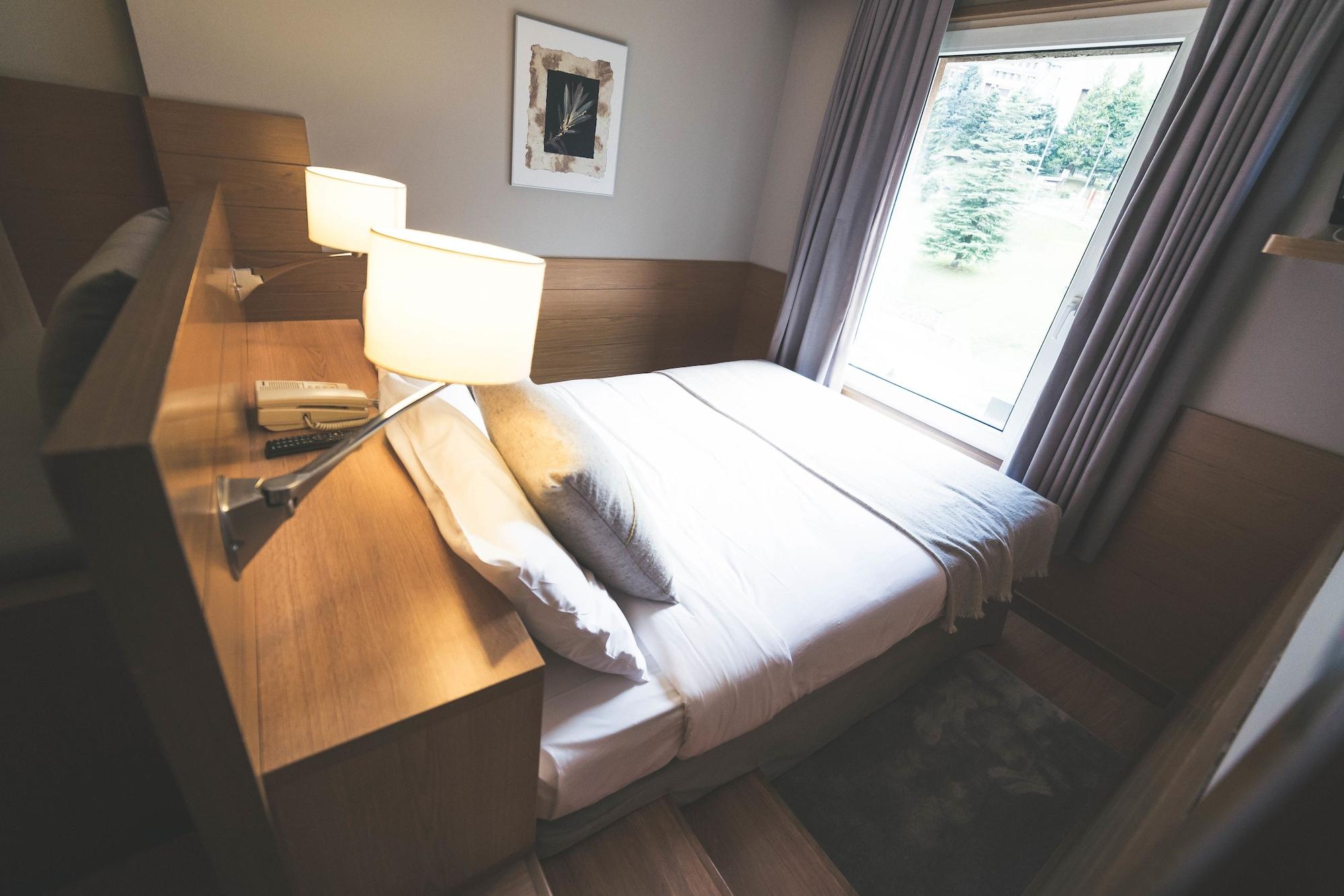 Hotel Montarto Baqueira Beret Luaran gambar