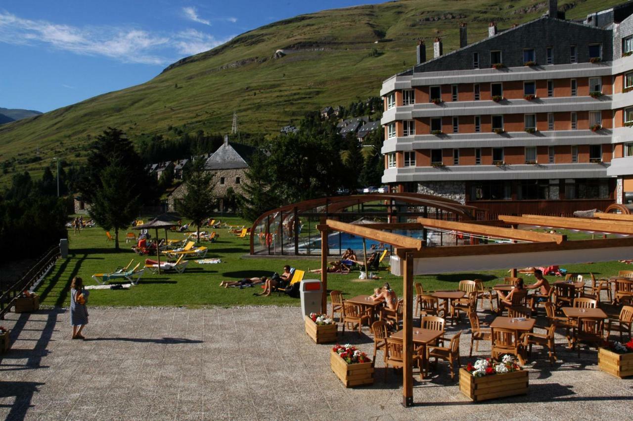 Hotel Montarto Baqueira Beret Luaran gambar